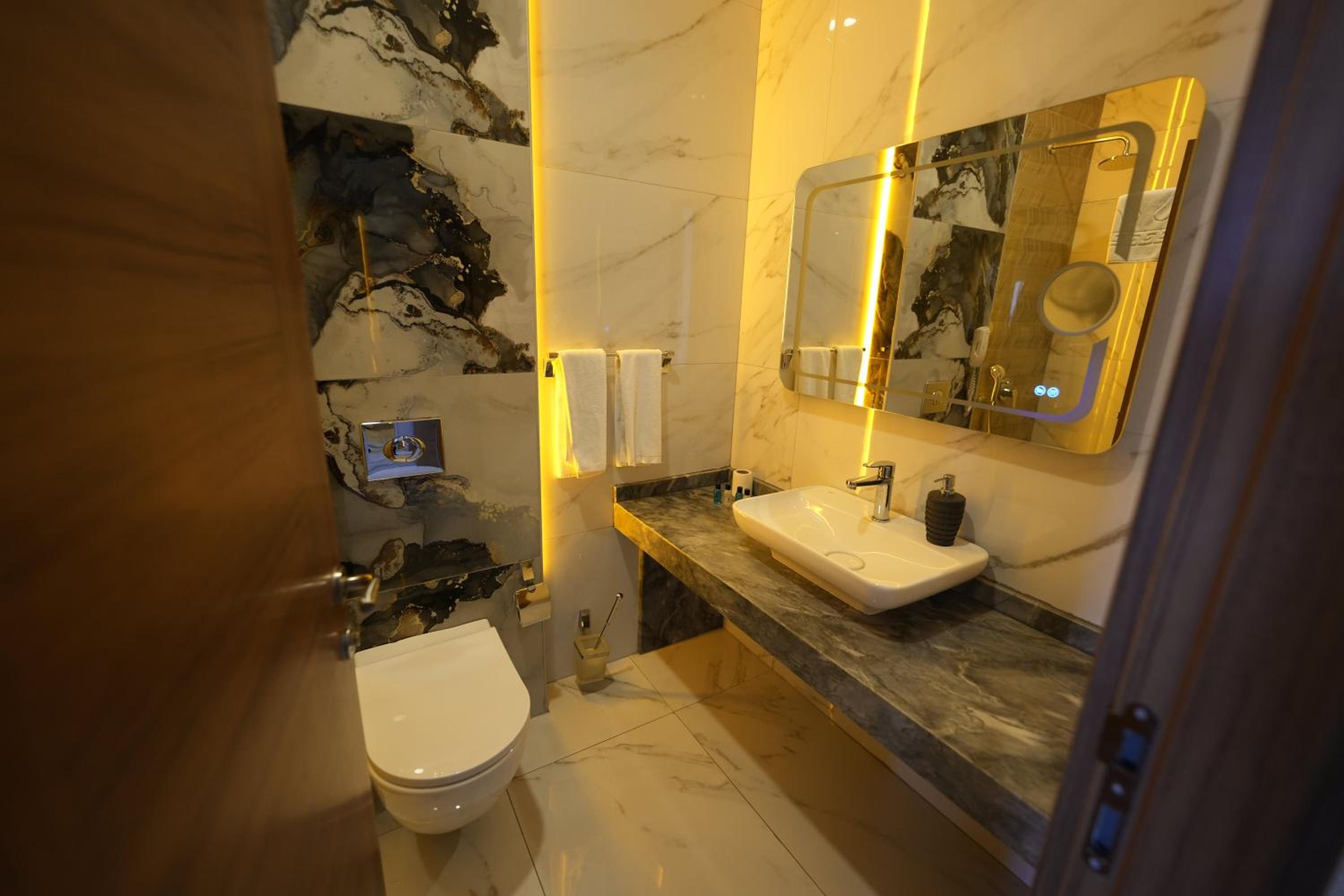 Superior Room - Photo 4