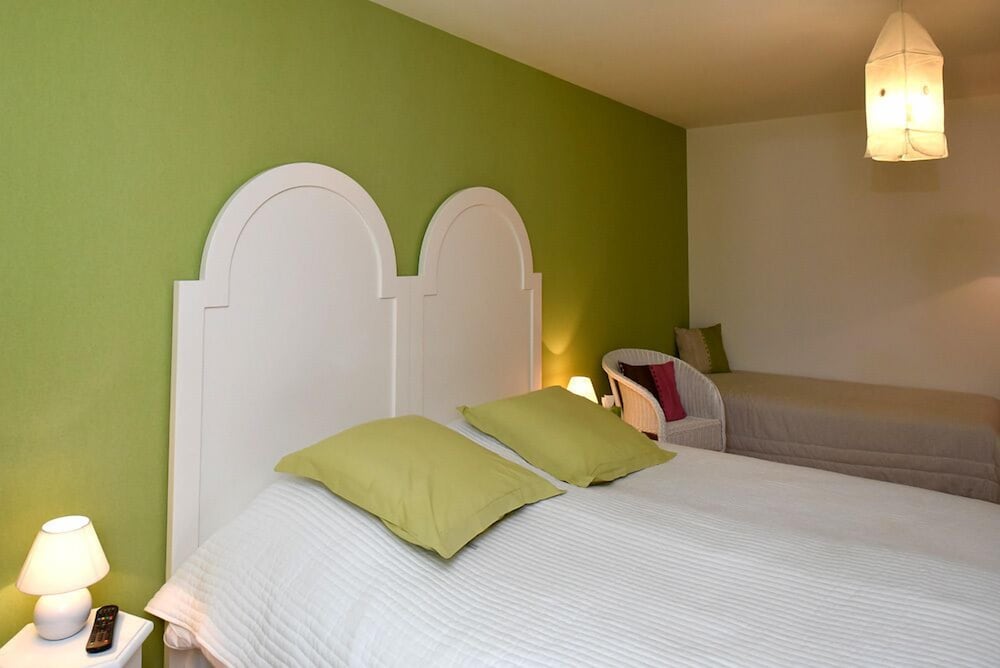 Standard Triple Room (Pistache) photo 2