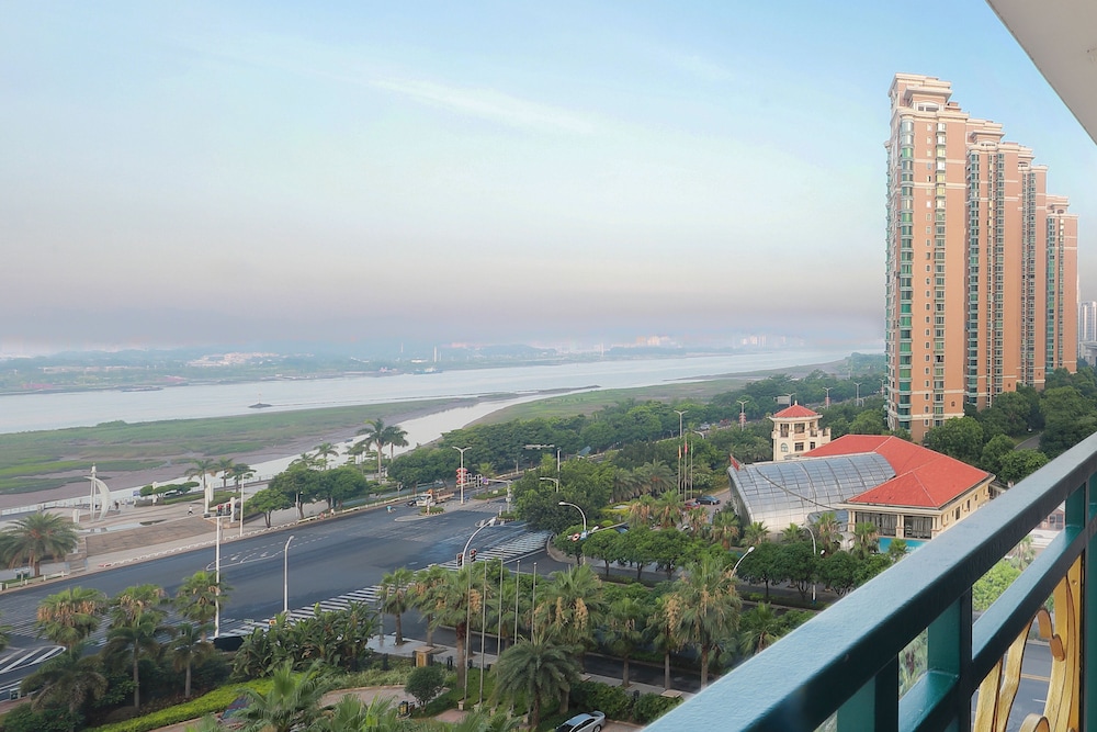 Executive Suite photo 2