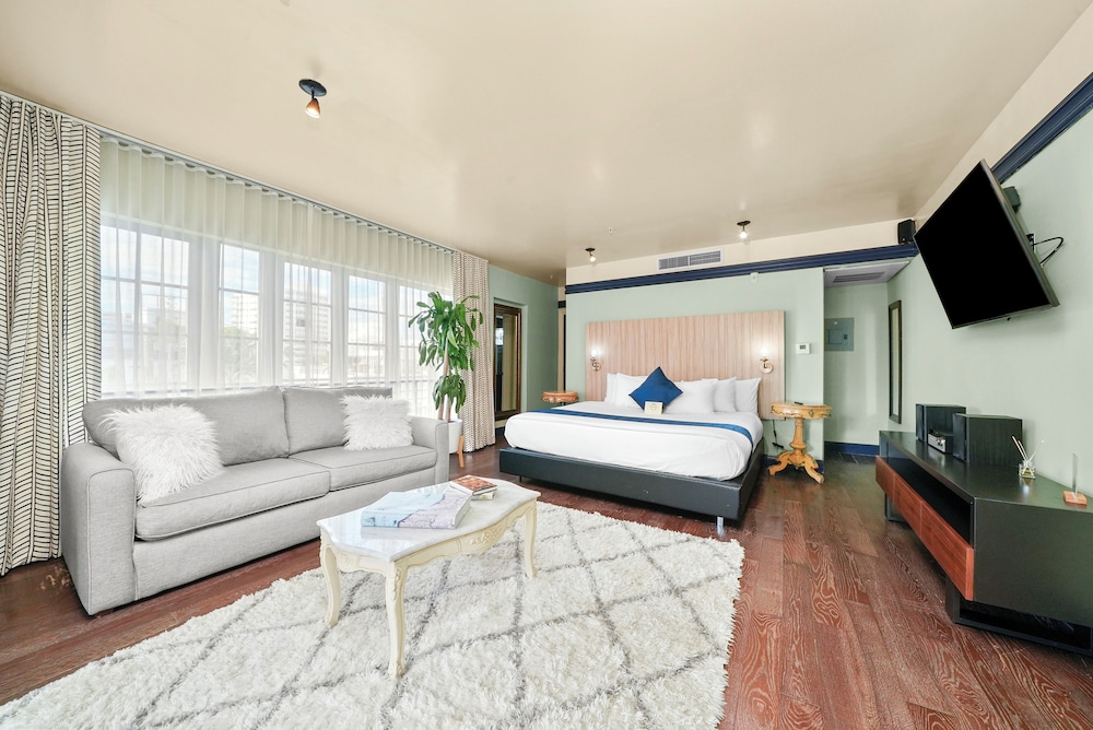Penthouse Rooftop Terrace Suite - Photo 5