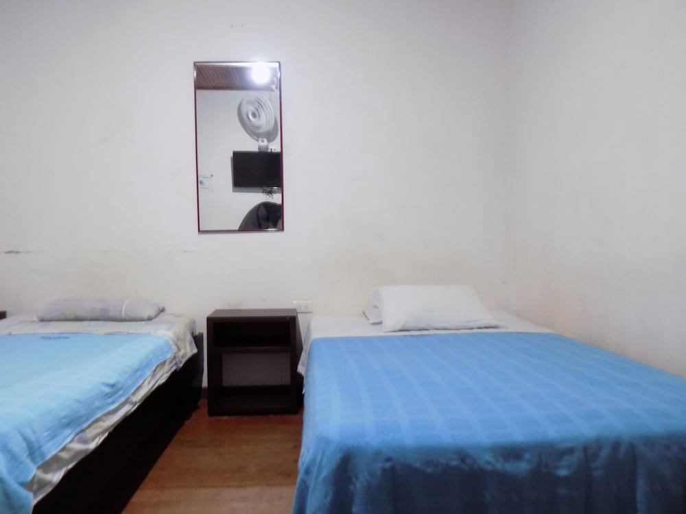 Economy Single Room, 1 Bedroom, Shared Bathroom (2 beds) photo 2