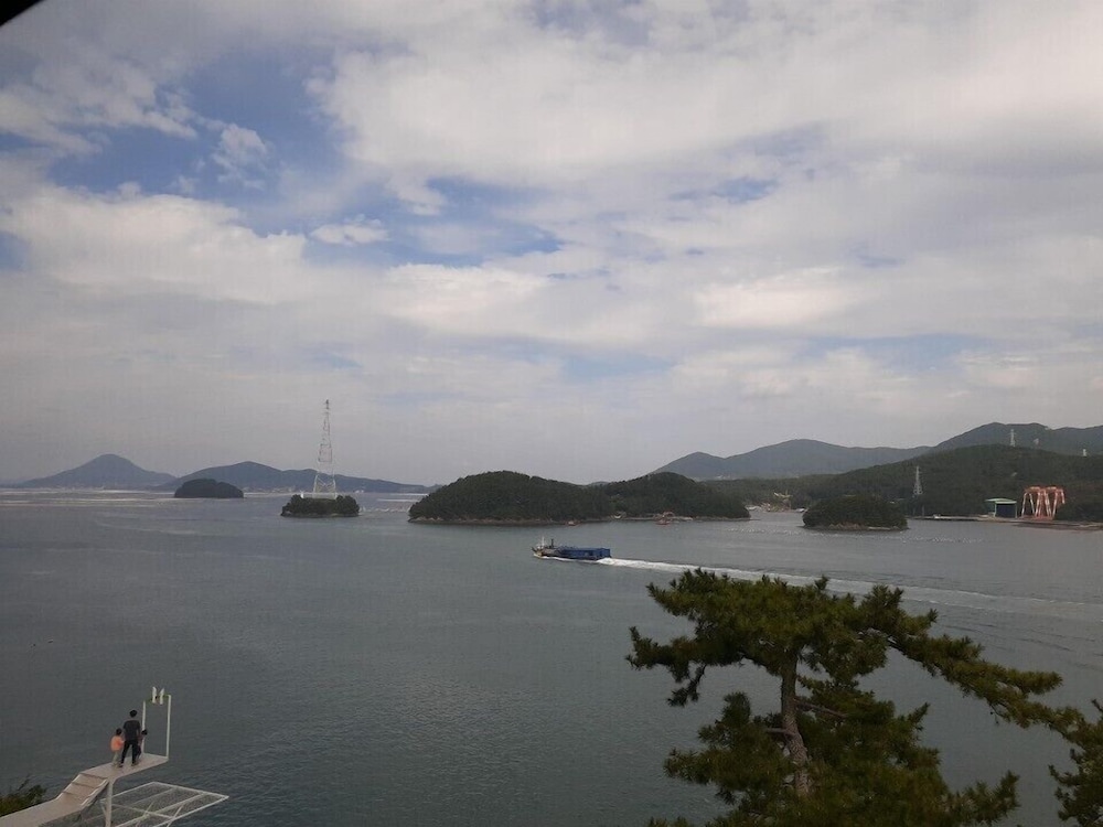 Premium Room, Ocean View - Photo 6