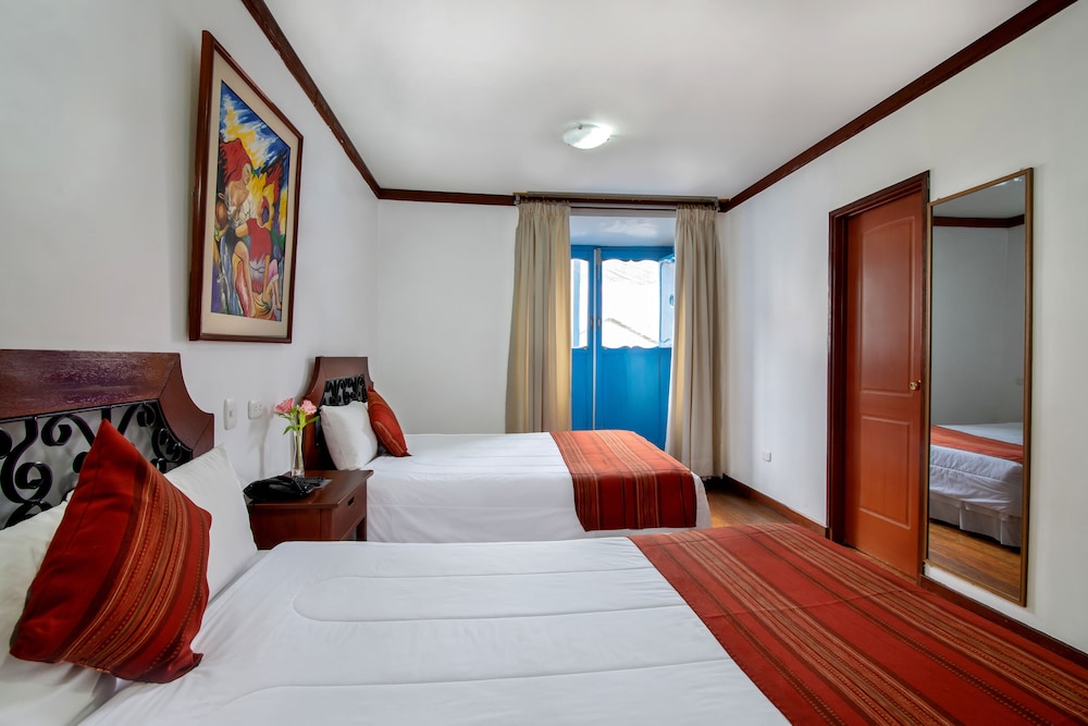 Superior Twin Room, Private Bathroom photo 3