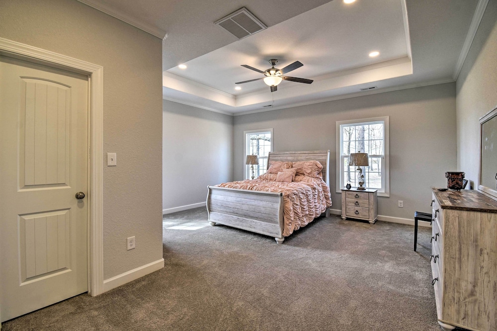 House (4 Bedrooms) photo 2