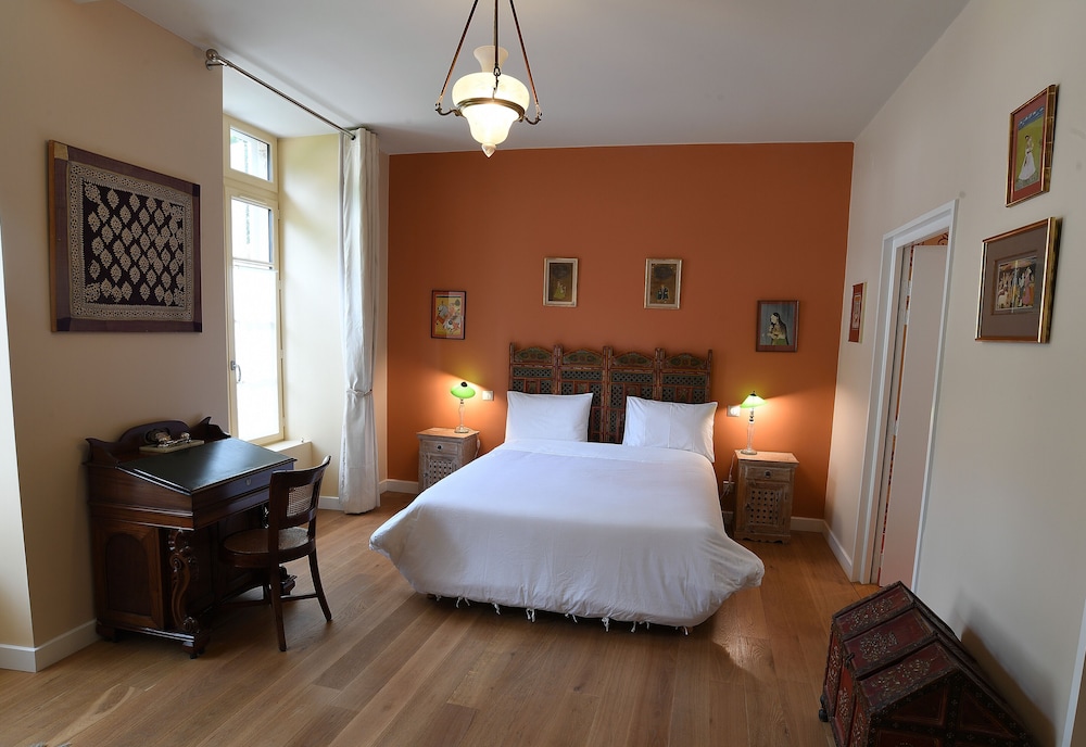 Exclusive Double Room, Ensuite, Garden View (Les Indes) photo 1