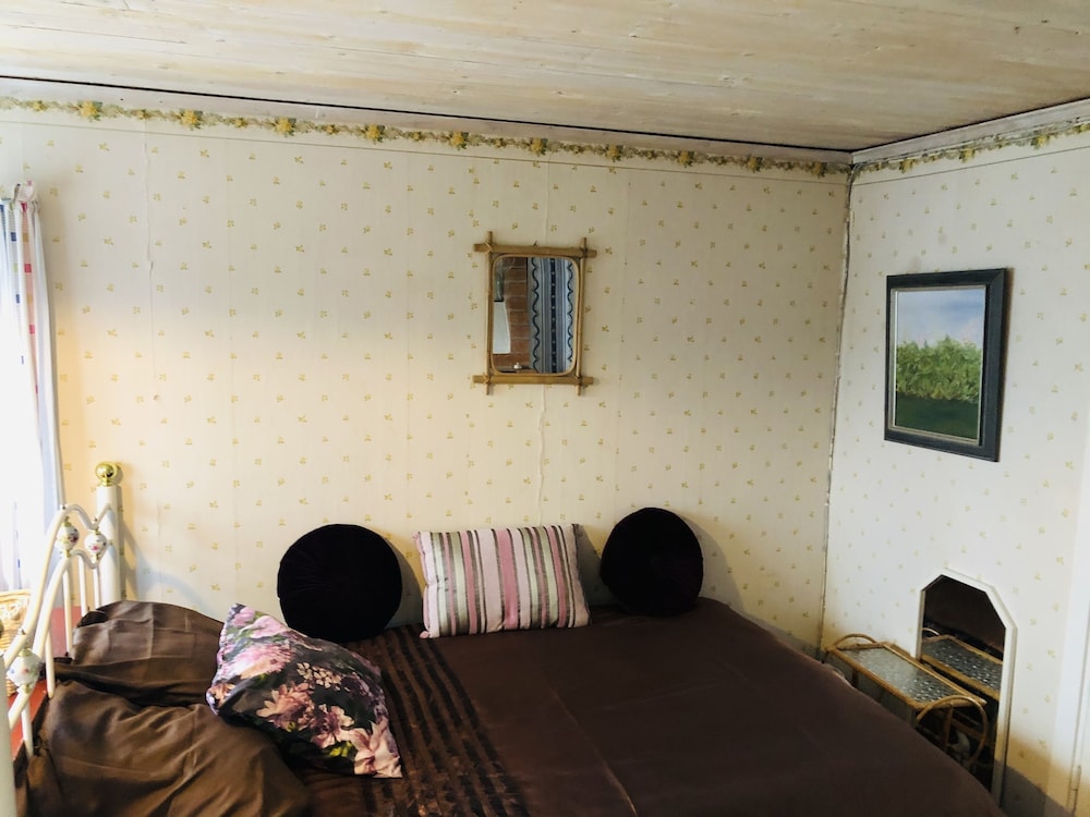 Cabin photo 1