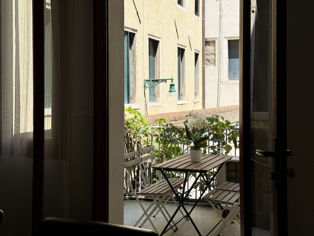 Superior Apartment photo 3