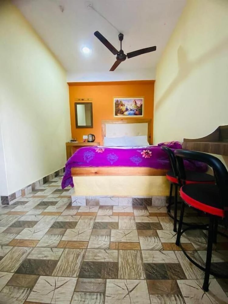 Economy Double or Twin Room