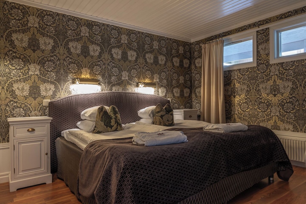 Suite in the Castle Garden photo 1