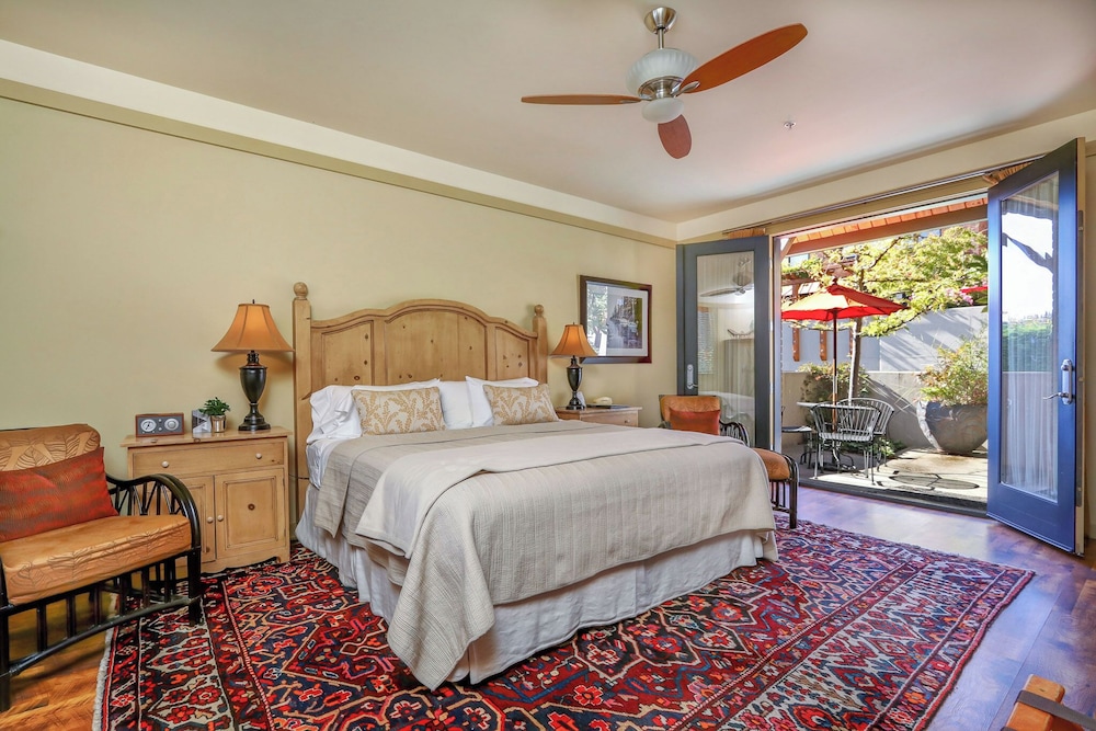 Comfort Room photo 1