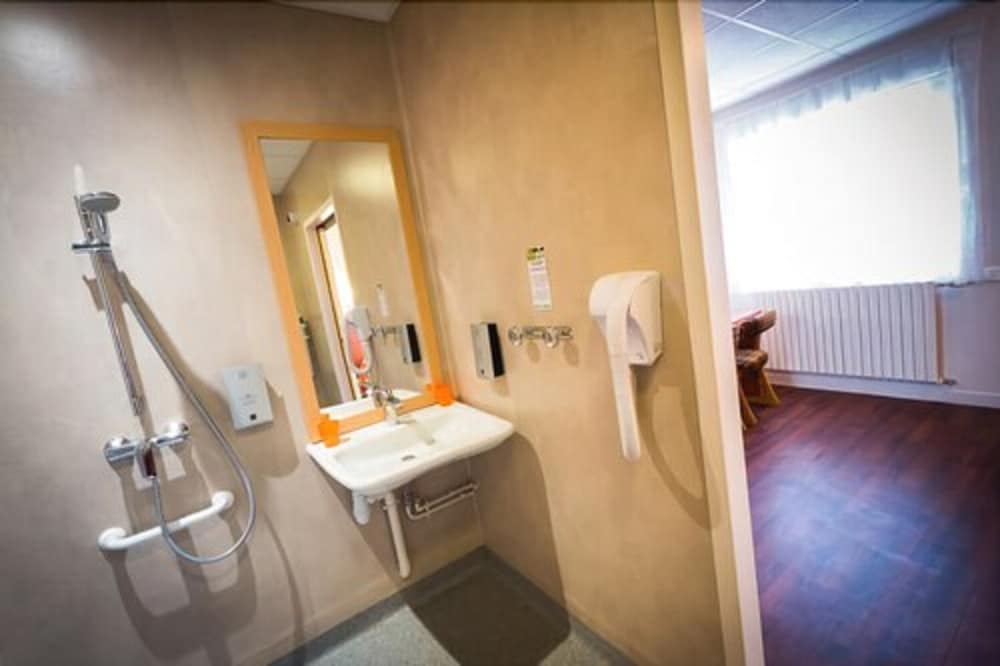 Twin Room, Accessible photo 2
