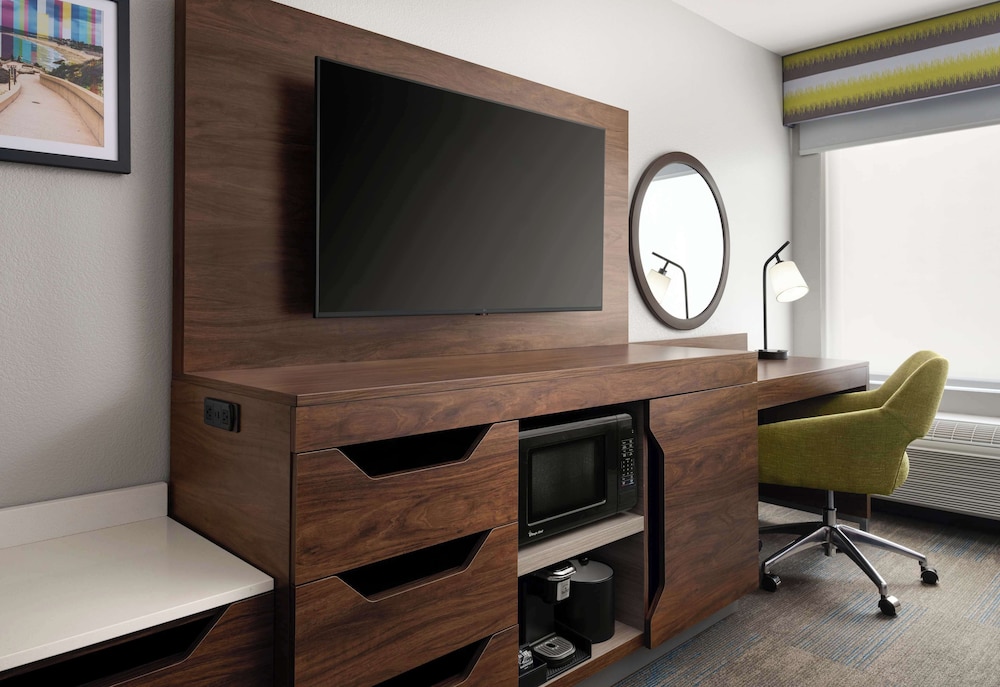 1 King Bed, Hearing Impaired, Non Smoking - Photo 4