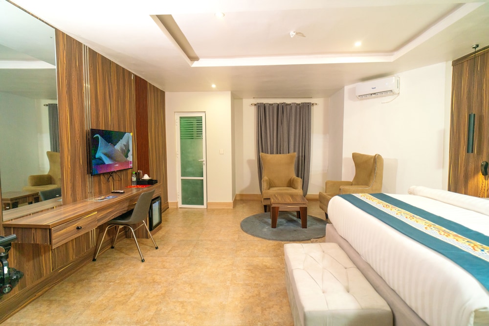 Presidential Room