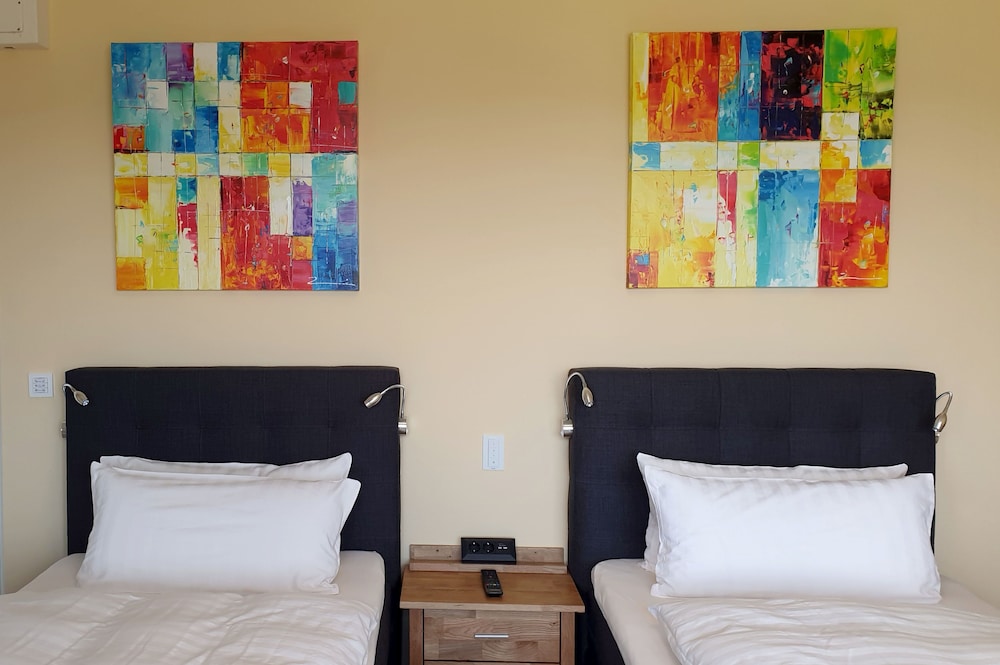Comfort Double Room, Ensuite, Valley View photo 2