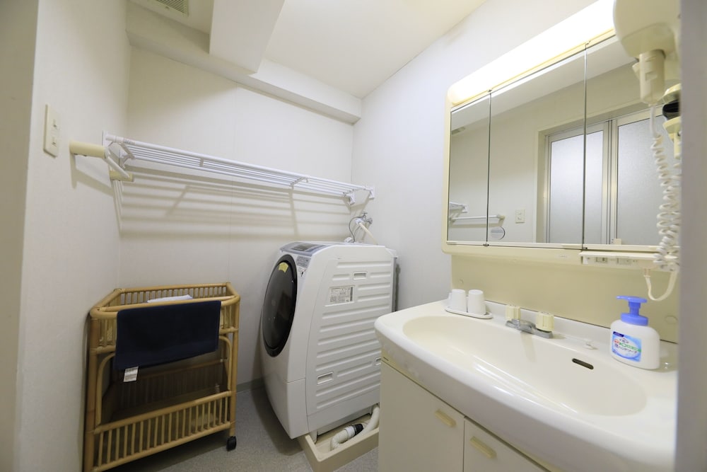 [Non-Smoking] Twin Room (2 Beds)/ Ocean View - Photo 9