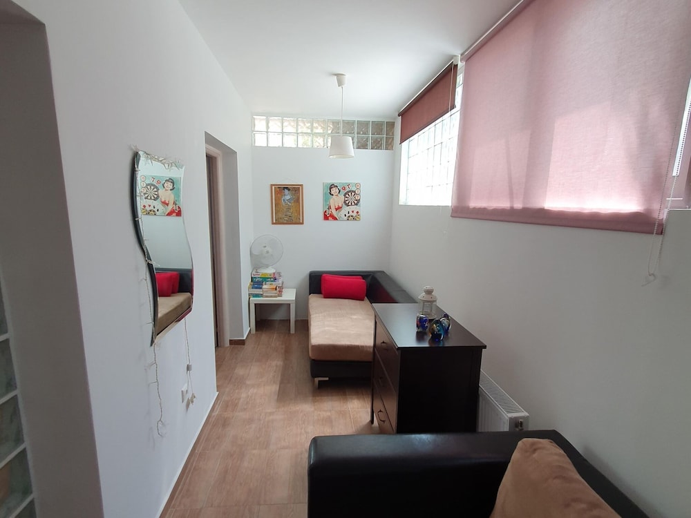 Villa photo 2