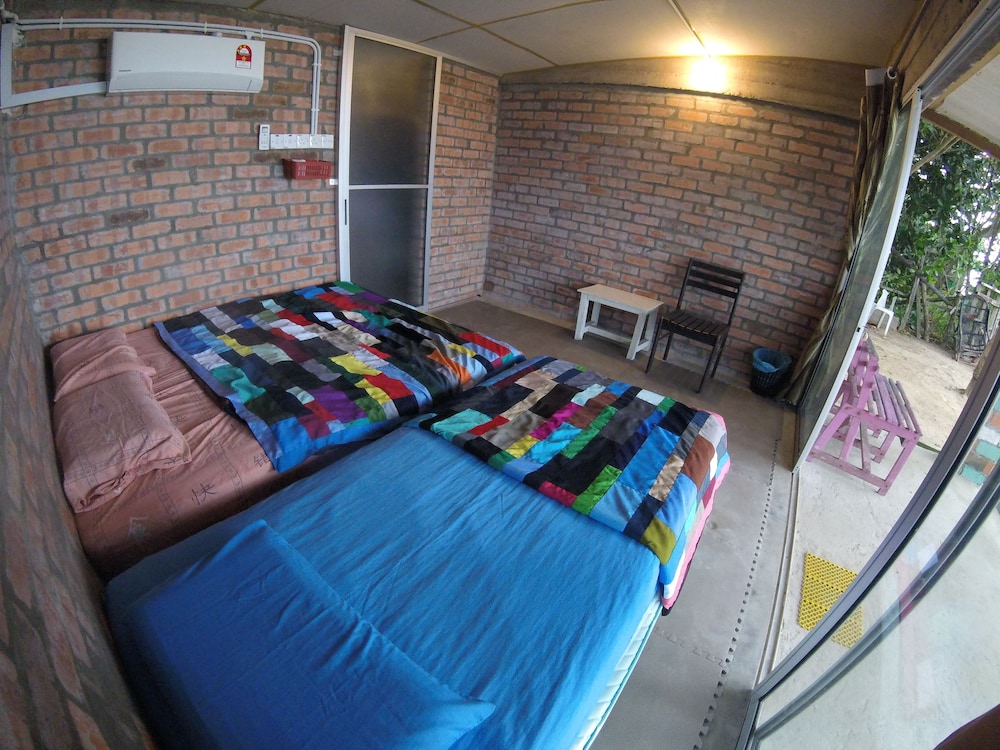 Room, Beach View, Beachfront photo 1