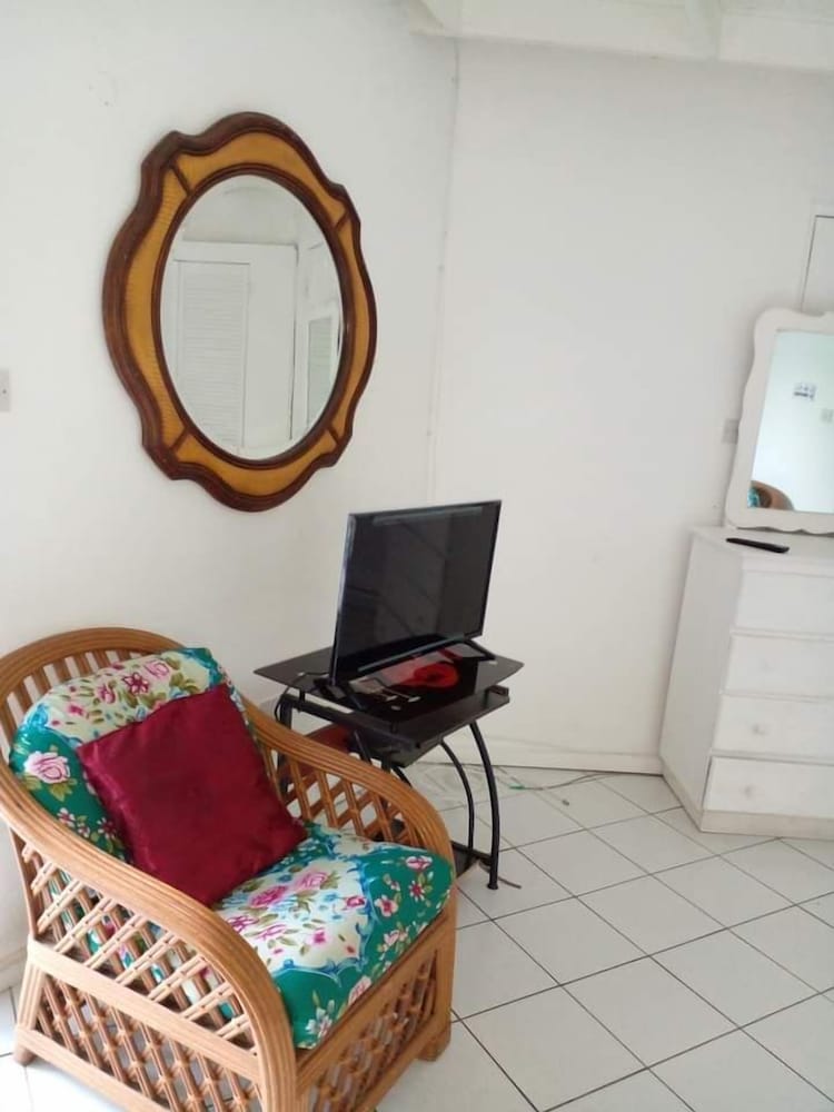 Family Apartment photo 3