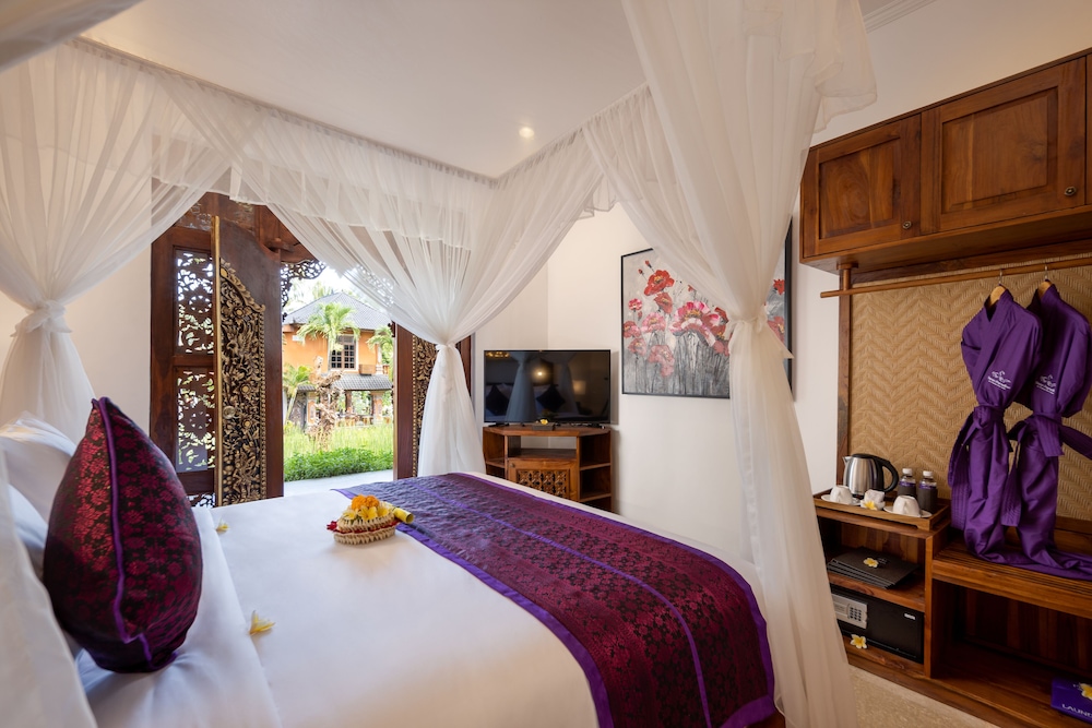One Bedroom Suite - Photo 10