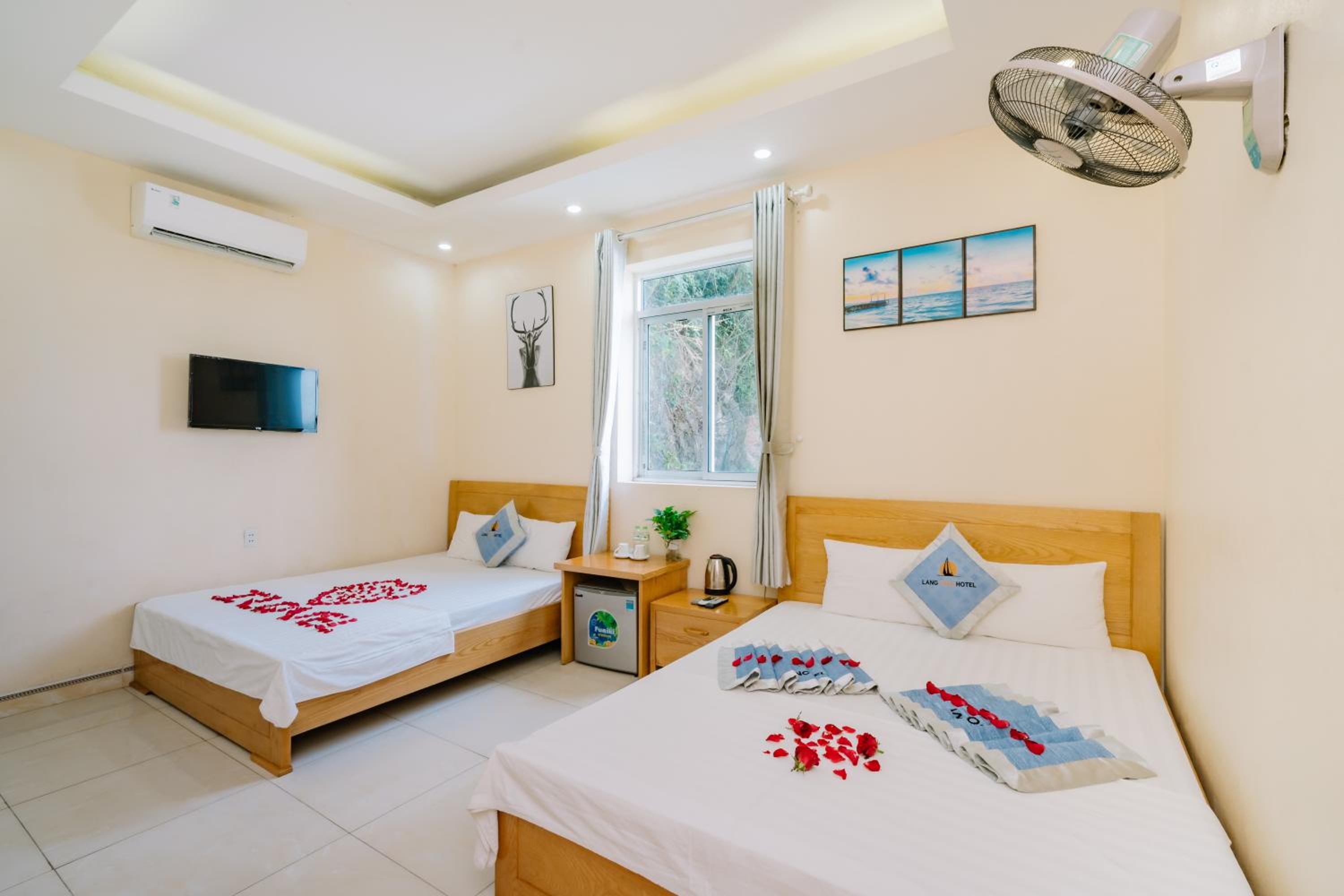Deluxe Double Or Twin Room photo 2