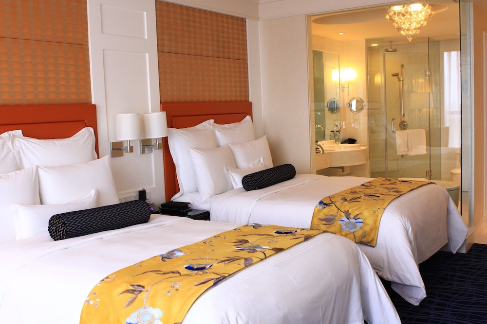 Executive Twin Room, 2 Double Beds - Photo 5