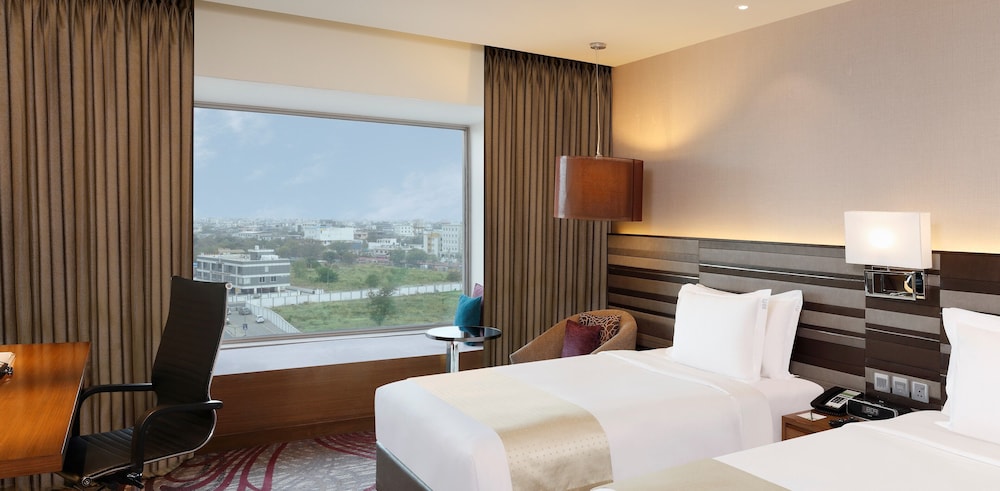 Standard Room, 2 Twin Beds, Smoking, City View Standard Room, 2 Twin Beds, Smoking, City View