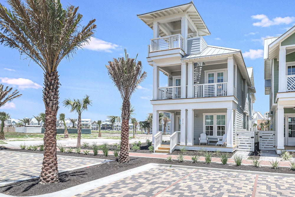 House (4 Bedrooms)