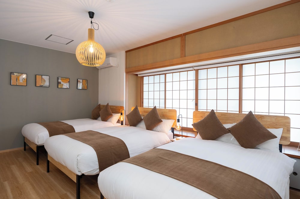 Azami Ann SUITE201 photo 3