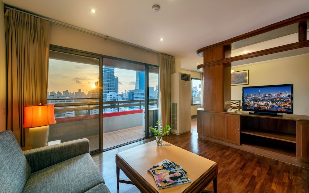 One Bedroom Residence with Balcony photo 1