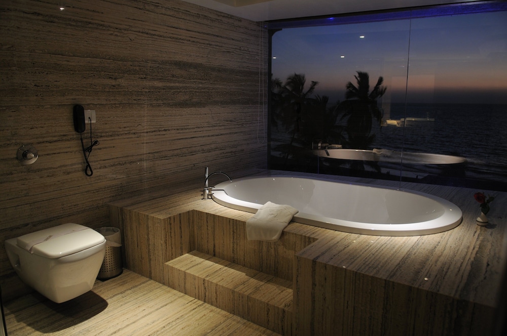 Luxury Room photo 2