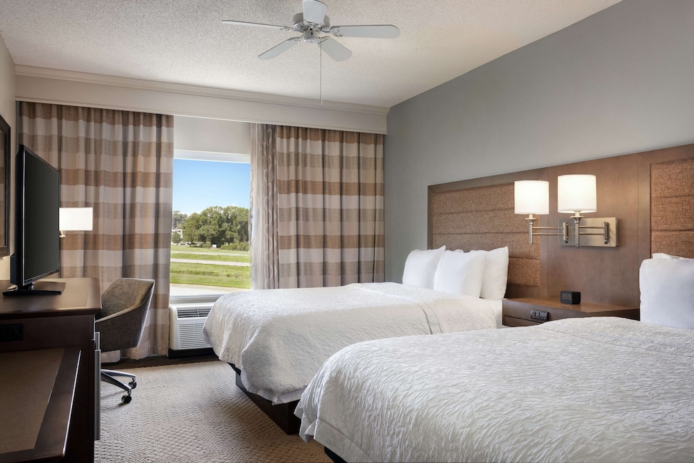 Studio, 2 Queen Beds, Accessible (Hearing) - Photo 1