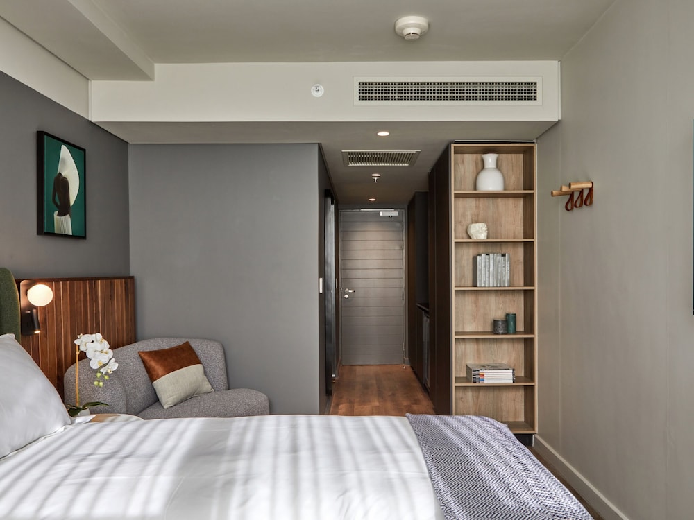 Standard Courtyard Room - Photo 5