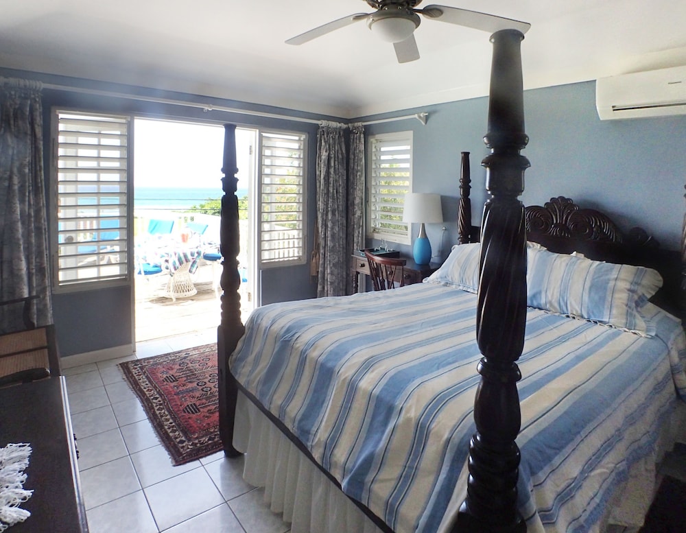 Room, 3 Bedrooms
