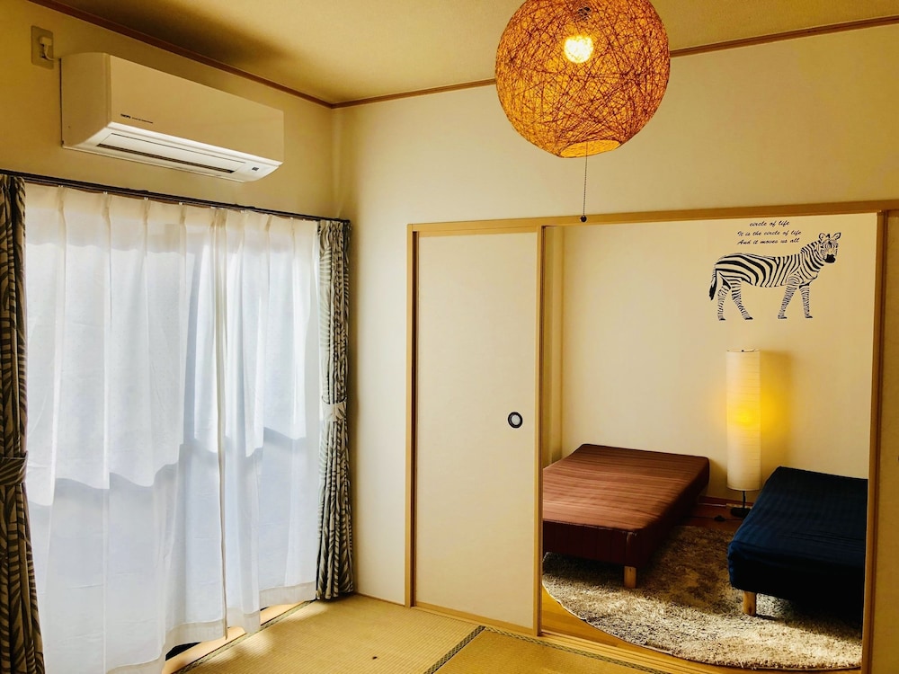 Basic Apartment photo 1