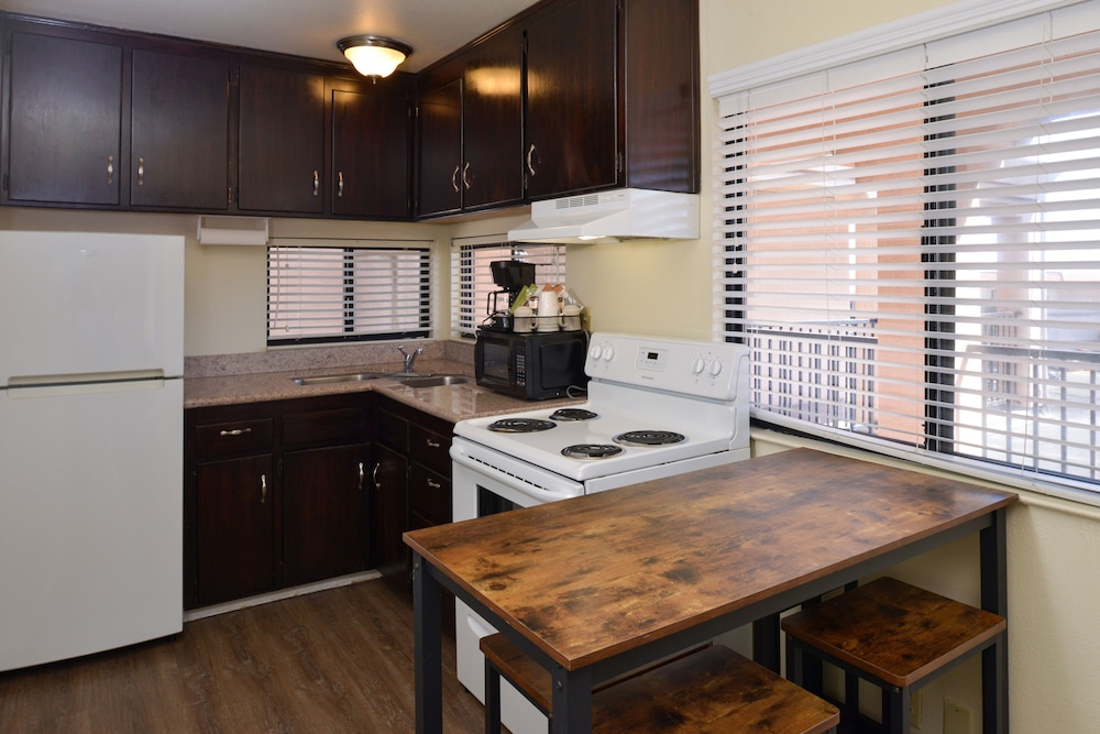 Oversized Suite photo 3