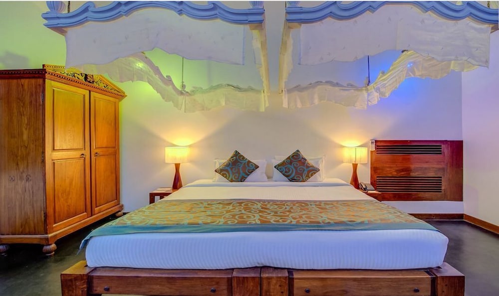 Deluxe Room - Photo 4