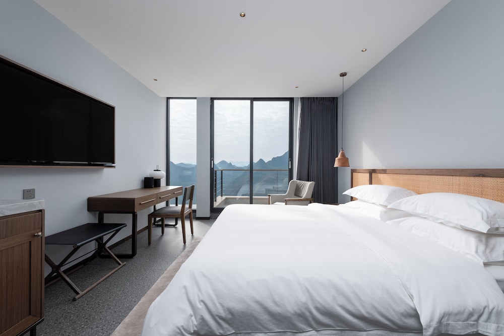Standard Double Room, Balcony, Valley View