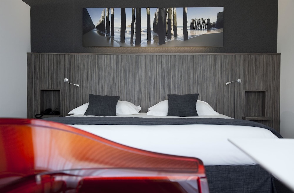 Family Suite, 1 Double Bed with Sofa bed - Photo 4