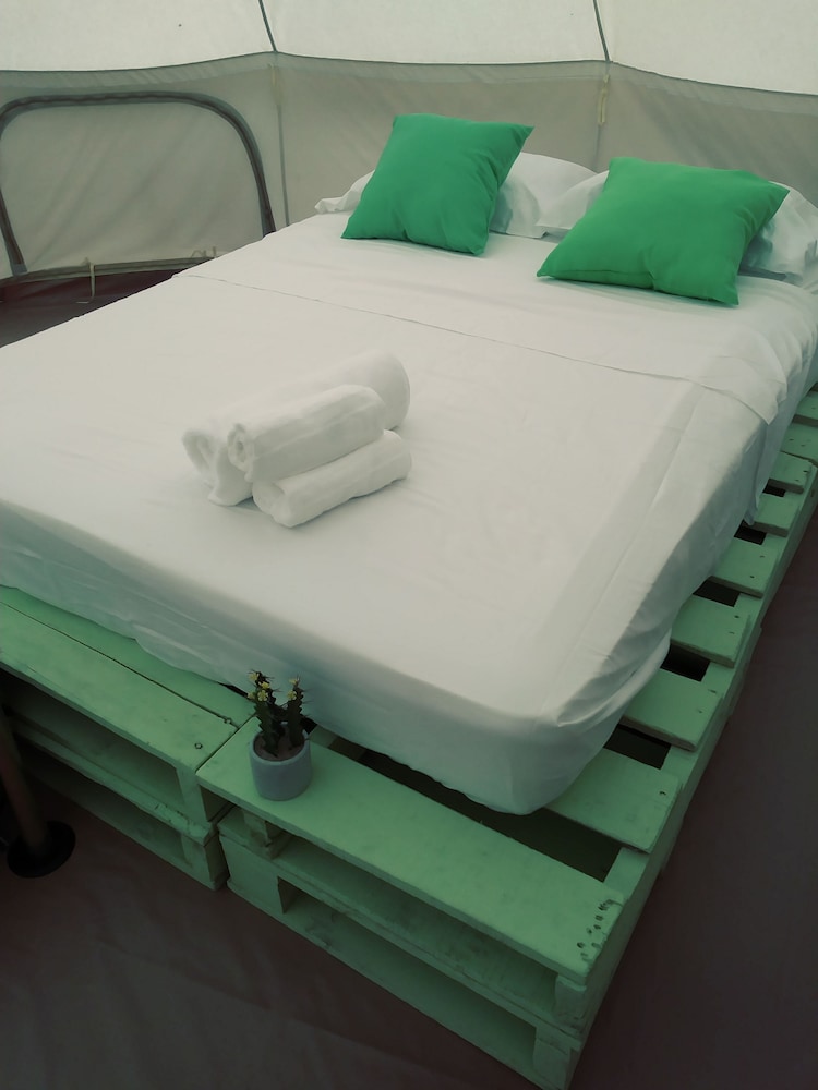 Luxury Tent, 1 Queen Bed, Non Smoking photo 2