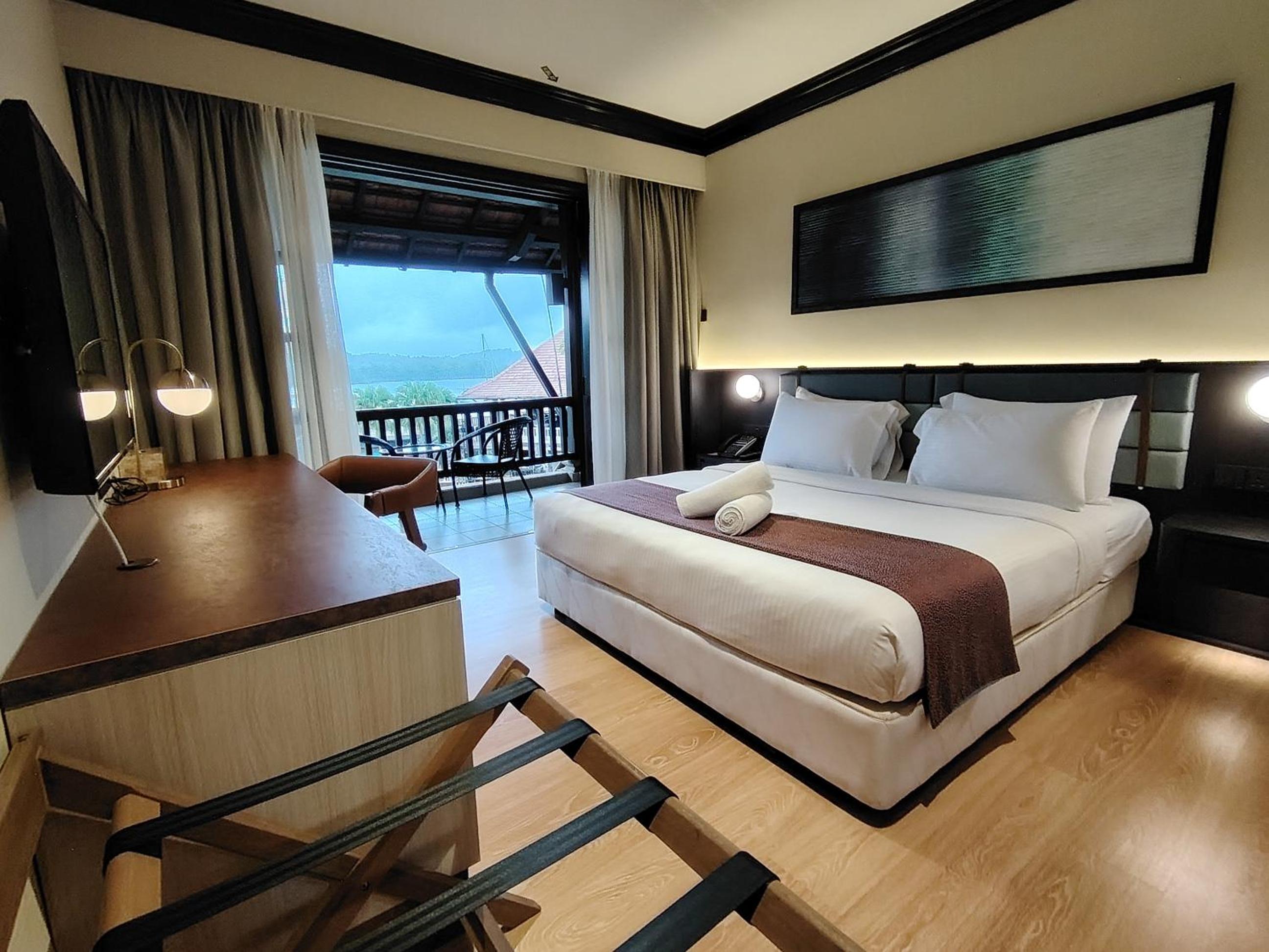 Executive King Room photo 2