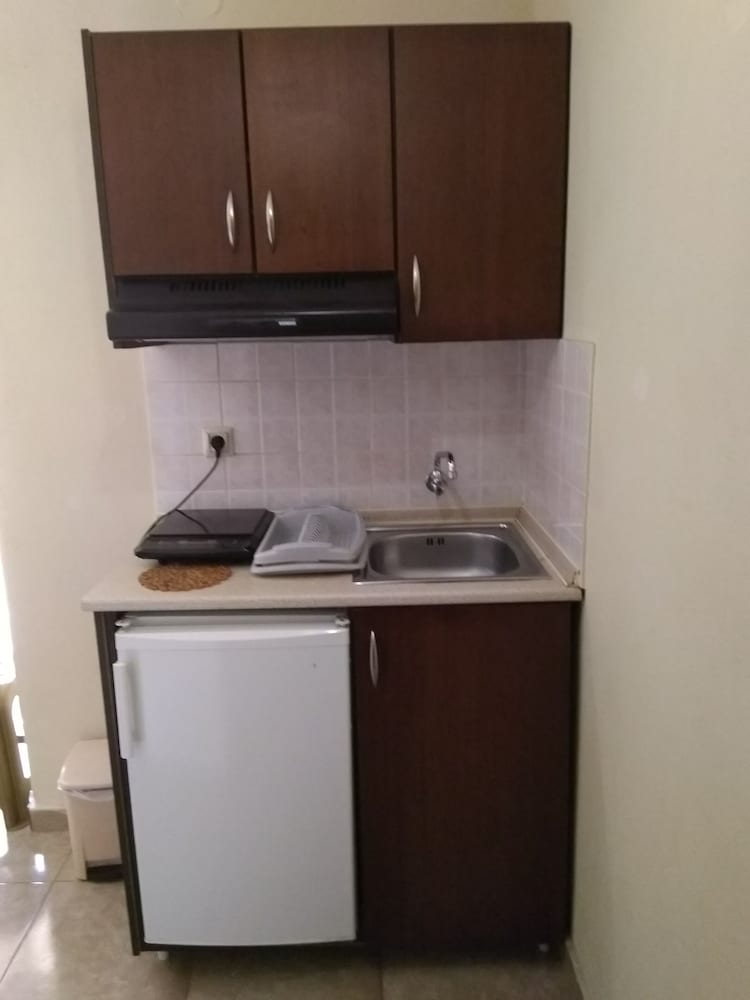 Family Studio, 2 Double Beds, City View photo 3
