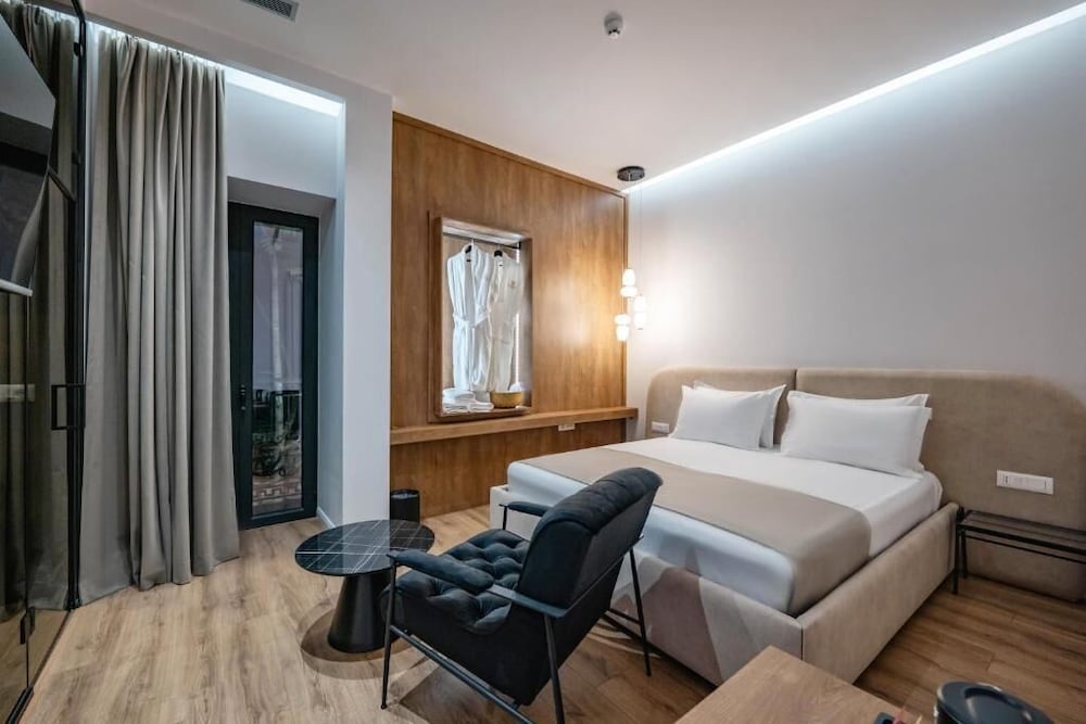 Deluxe Double Room, Balcony