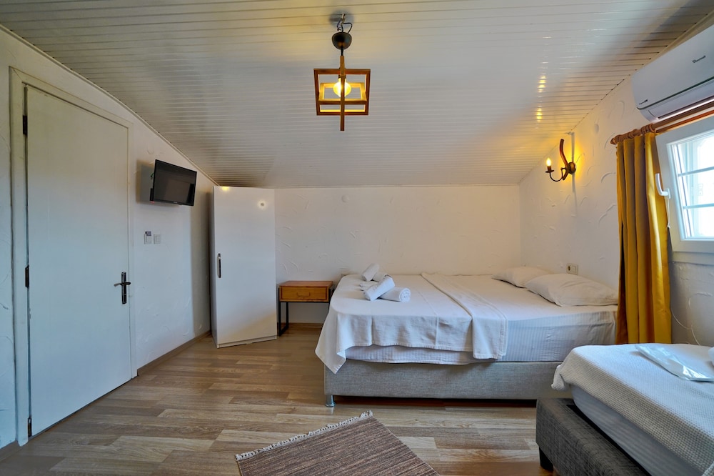Traditional Room photo 1