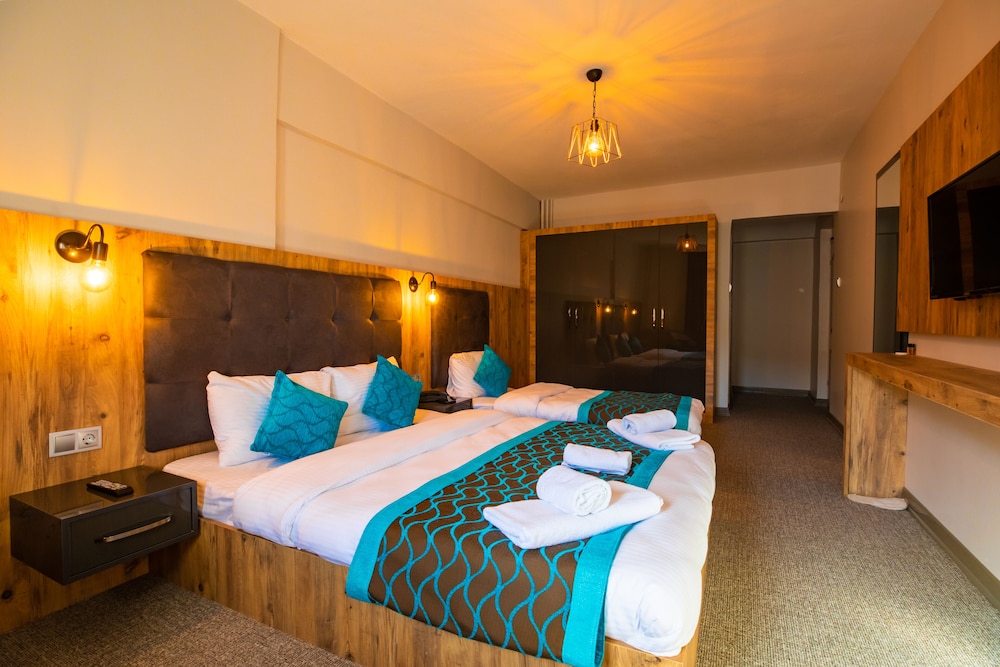Standard Triple Room photo 2