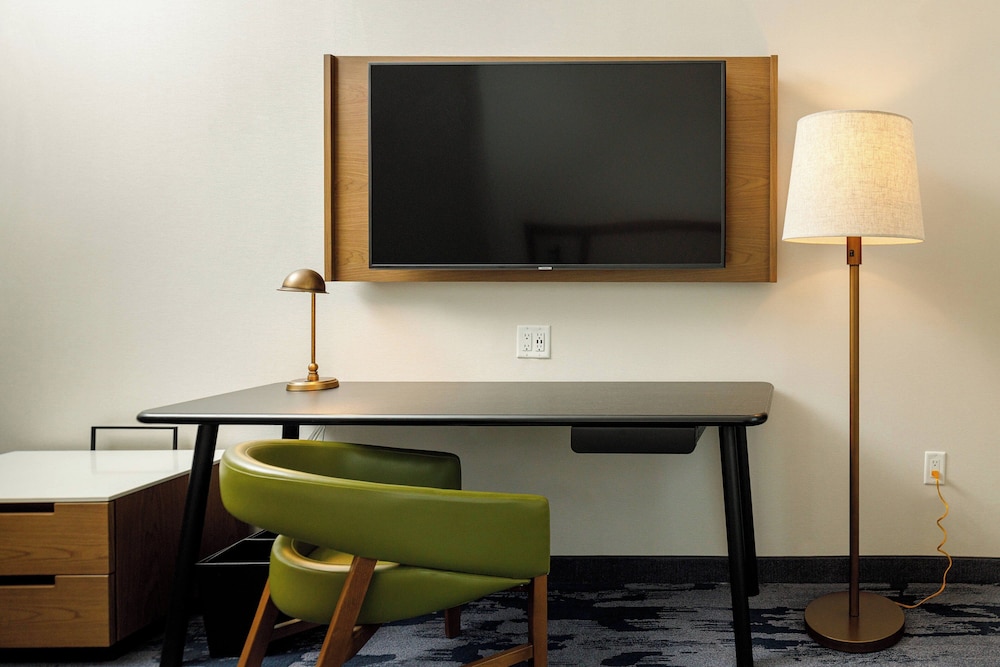 Room, 2 Queen Beds (Hearing Accessible) photo 1