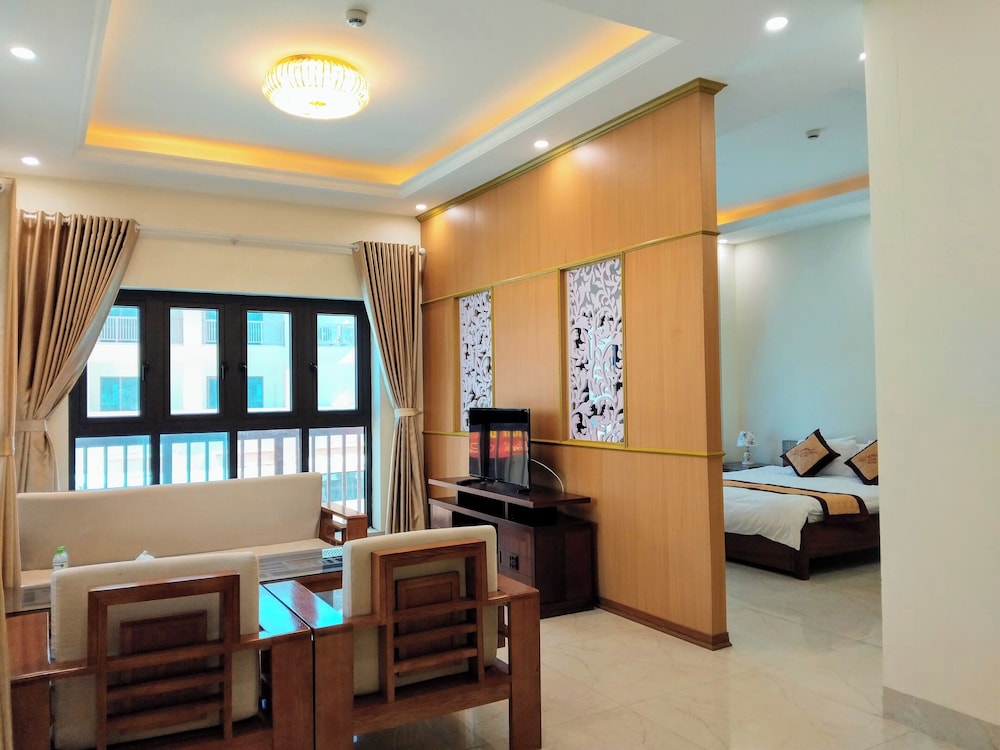 Junior Studio Suite, Hill View
