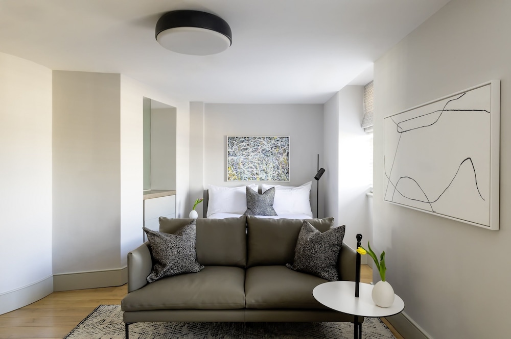 New Studio with Skyline Terrace photo 1