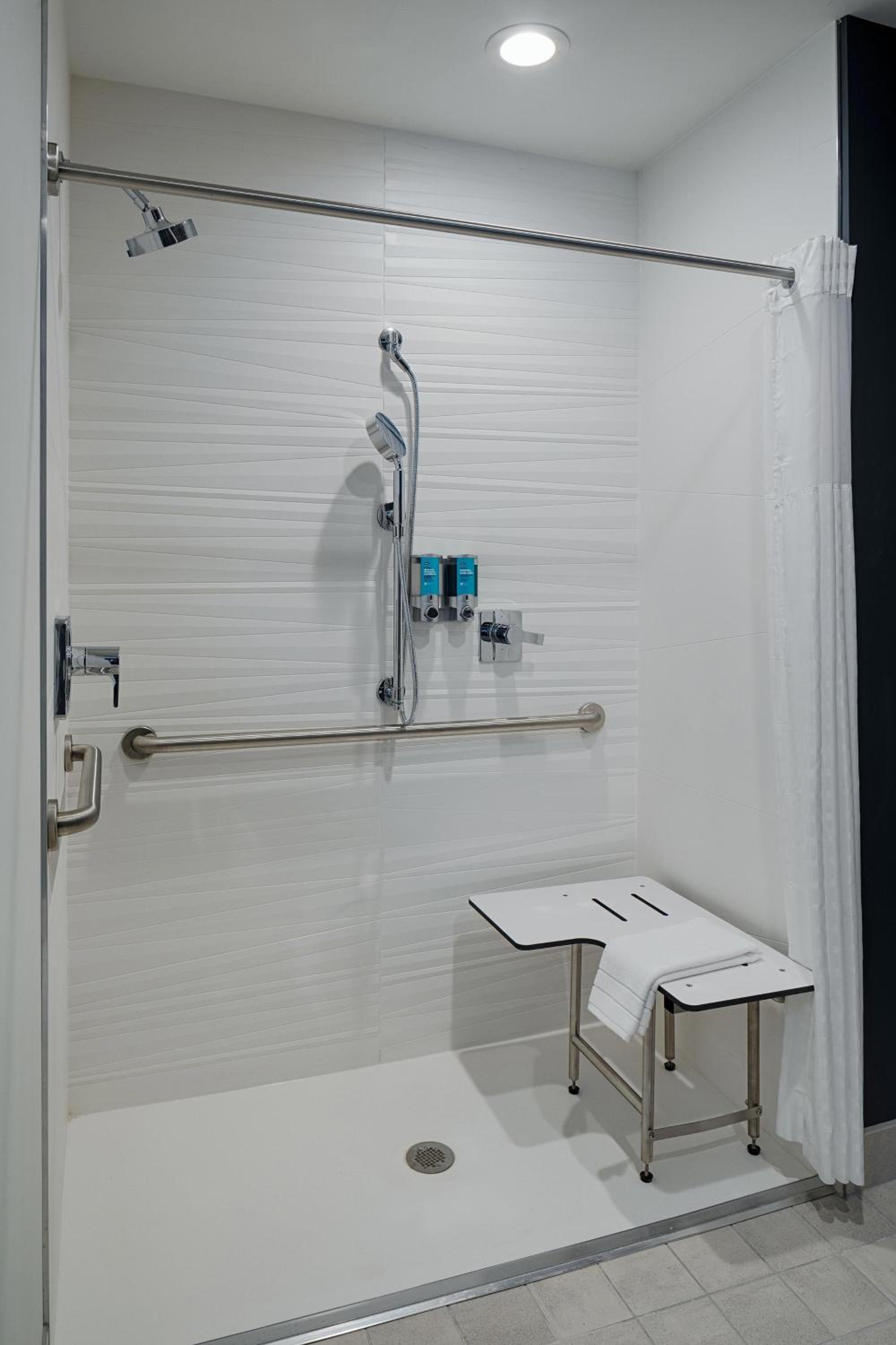 King Room with Roll-in Shower - Mobility and Hearing Accessible - Photo 10