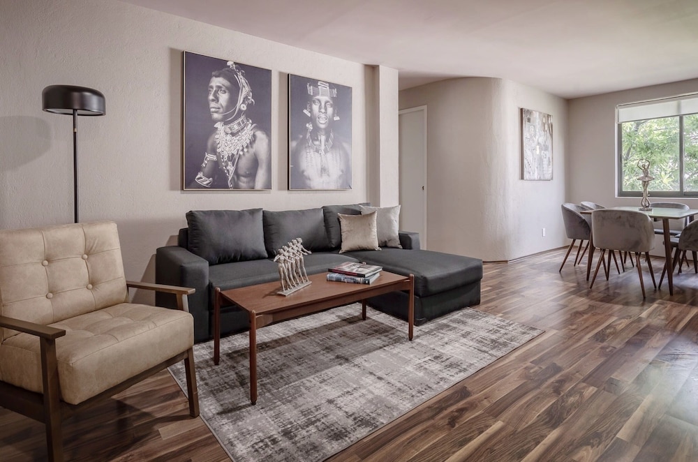 Luxury Apartment