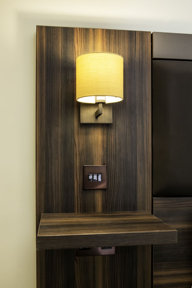 Double & Single Room - Photo 7